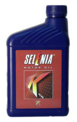 ������ �������� ����� Selenia � 5W-40,  � ��������-�������� � �������������