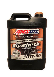 ������ �������� ����� Amsoil Signature Series, 3,784�,  � ��������-�������� � �������������